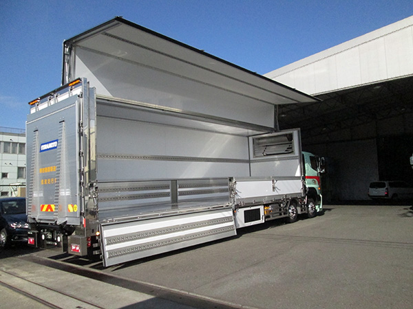 ウイングゲート　空調車